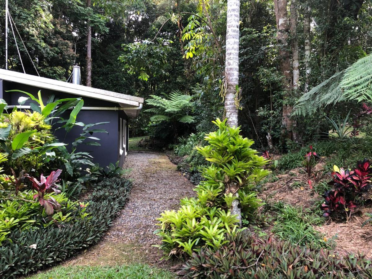 Honeybee House Villa Kuranda Luaran gambar